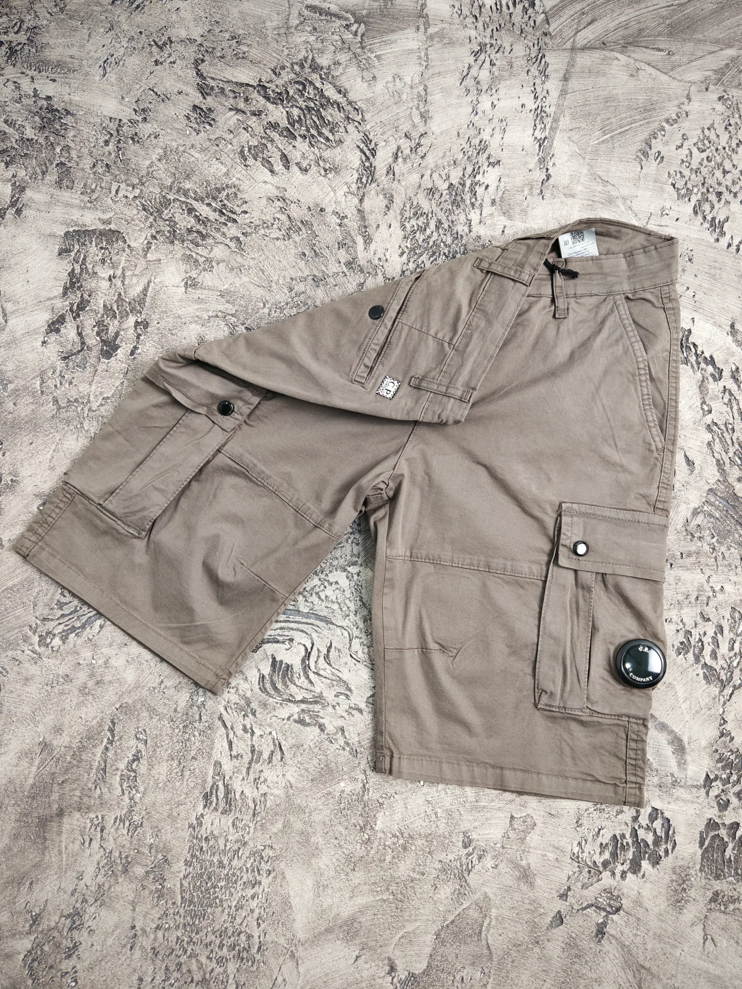 CP Company Cargo Šorc siva — slika 3