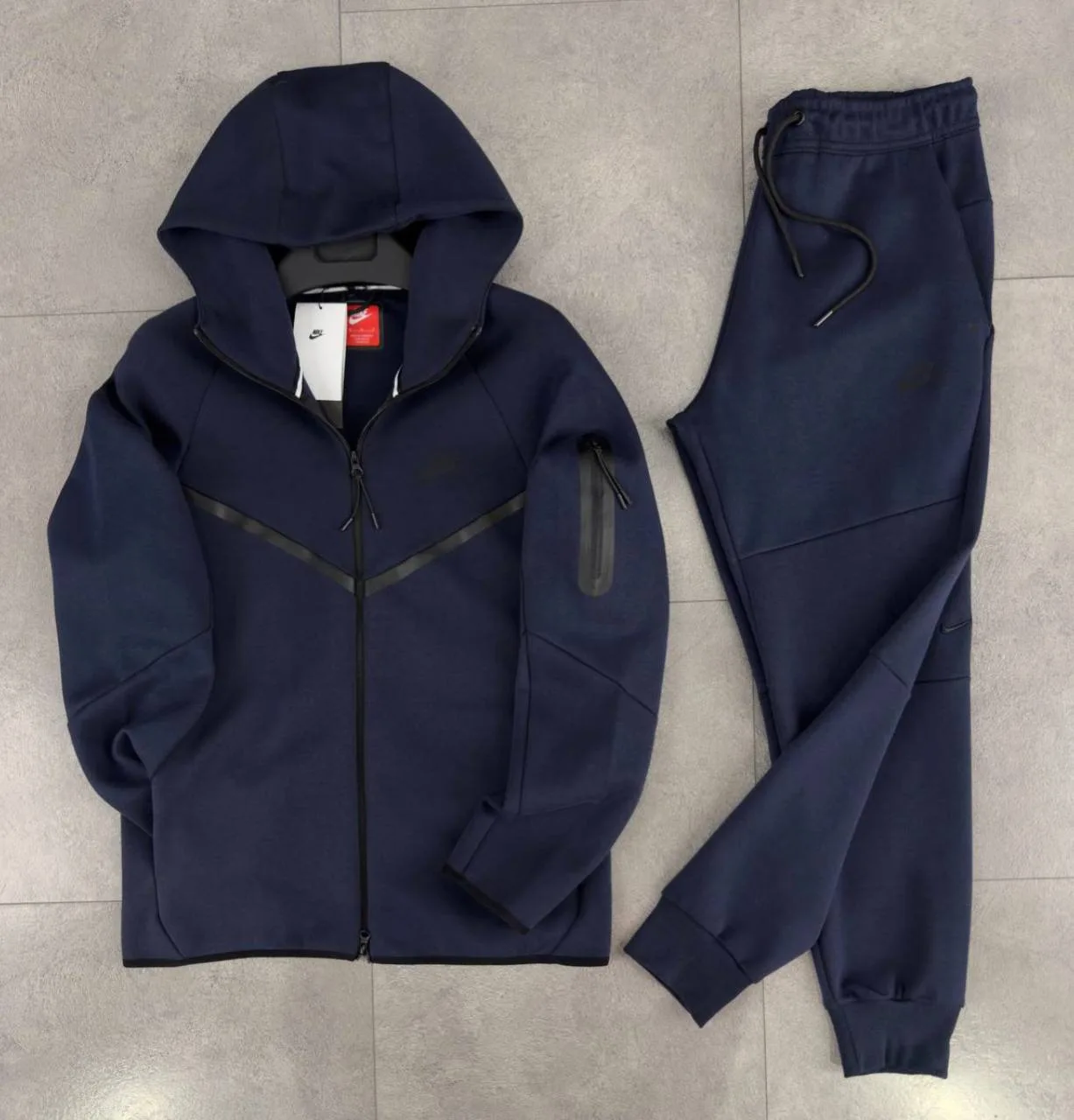 Nike Tech Fleece teget