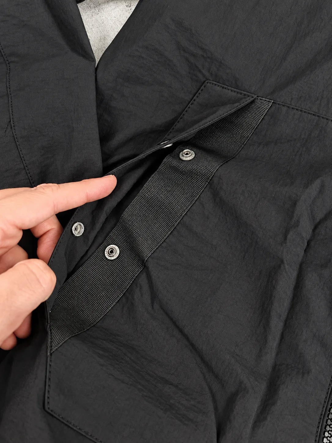 CP Company Googles jakna crna — slika 8