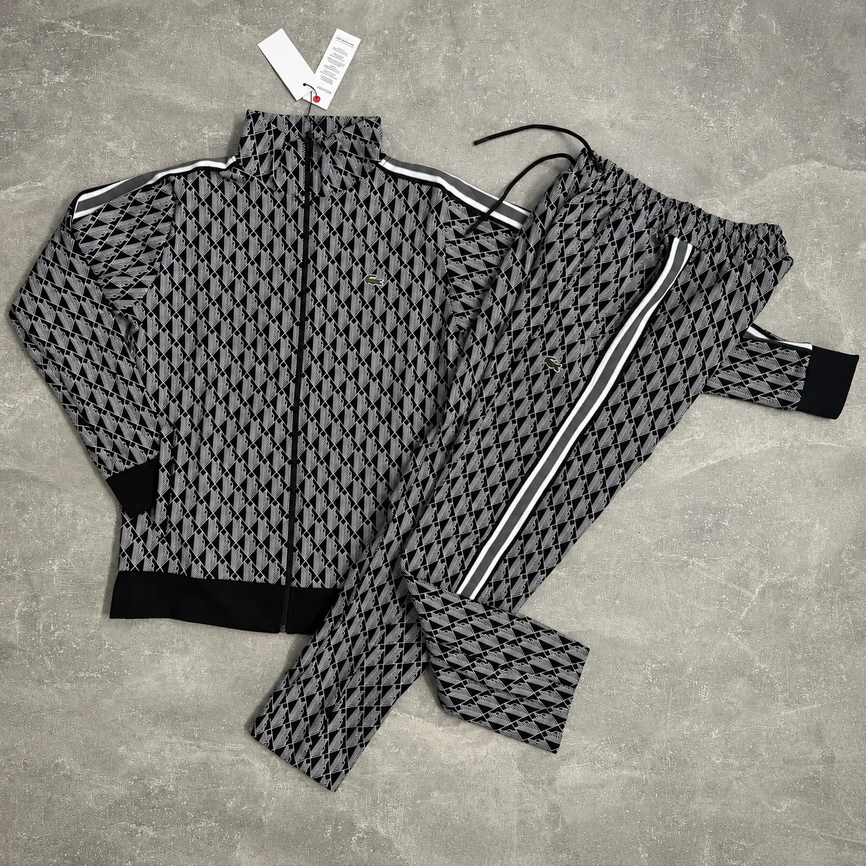 Lacoste Monogram crno sivi