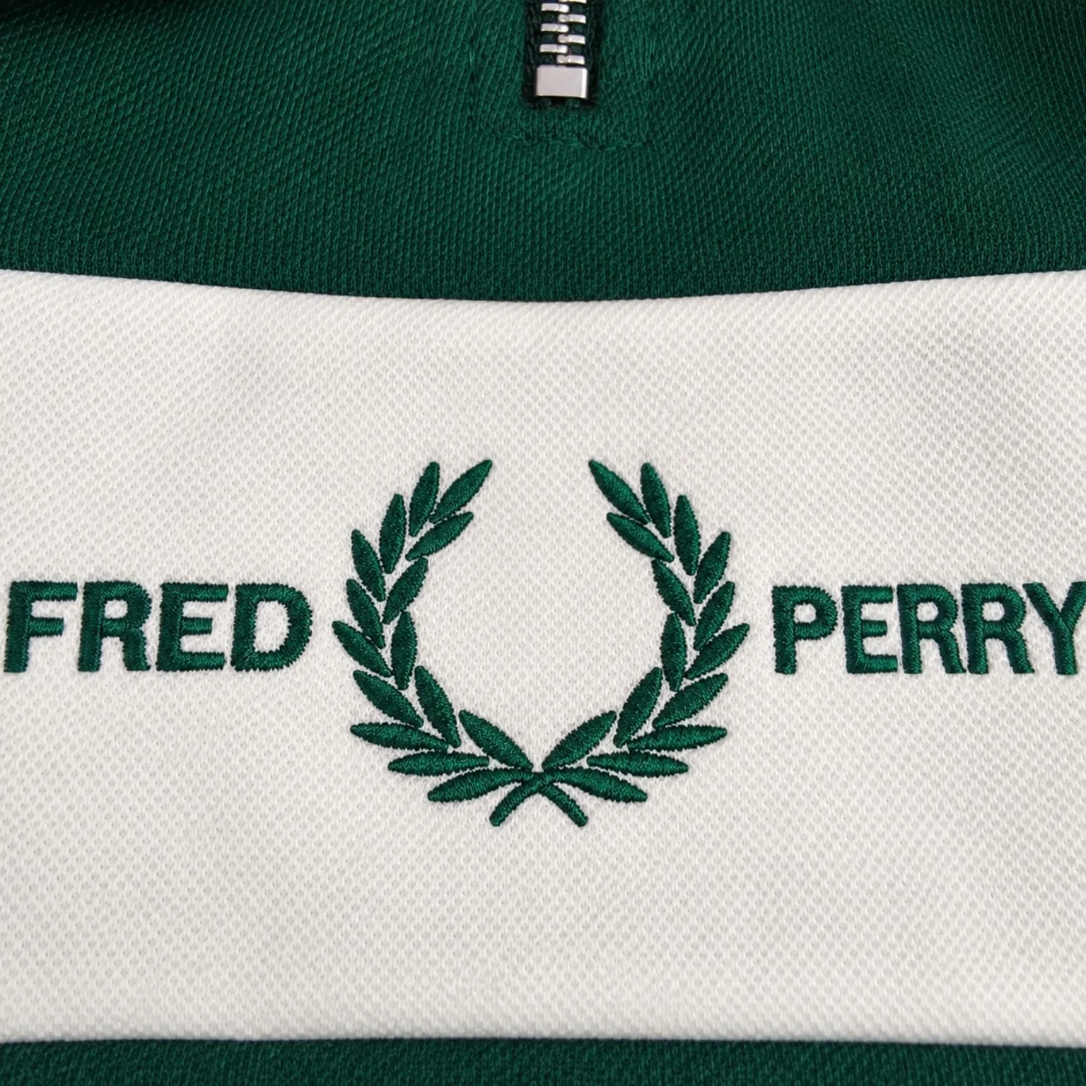 Fred Perry half zip zeleni — slika 3