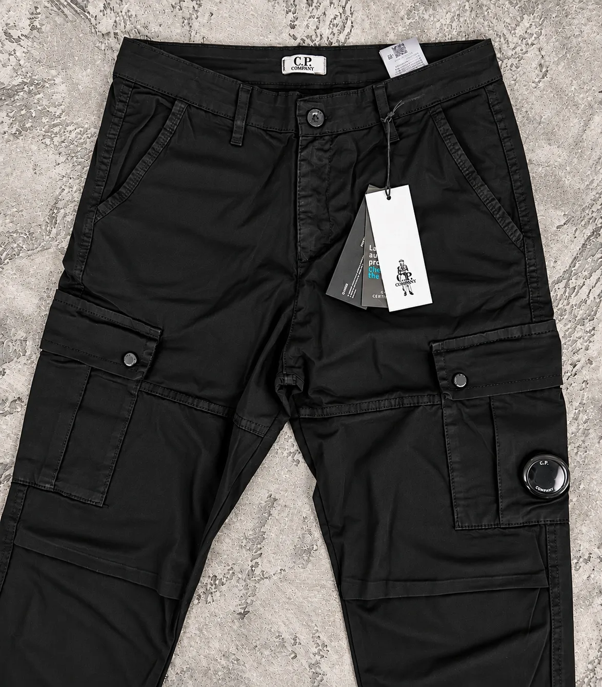 CP Company cargo pantalone crna — slika 5