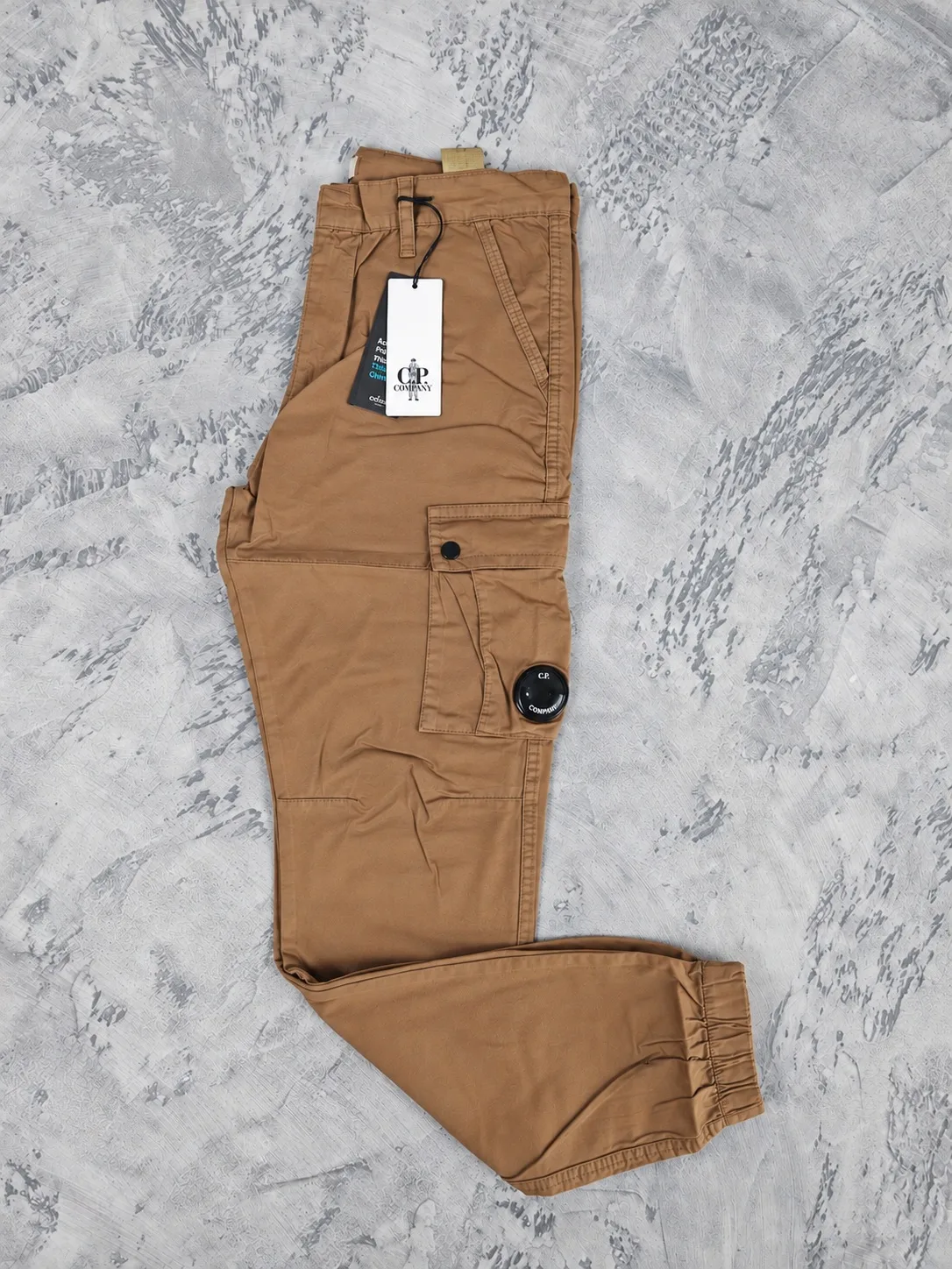 CP Company cargo pantalone krem
